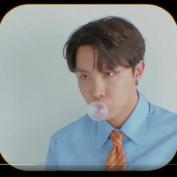 Momen Terbaik j-hope (BTS) Pilihan Penggemar
