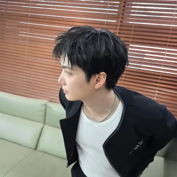 Today's Most Loved Kim Jonghyeon