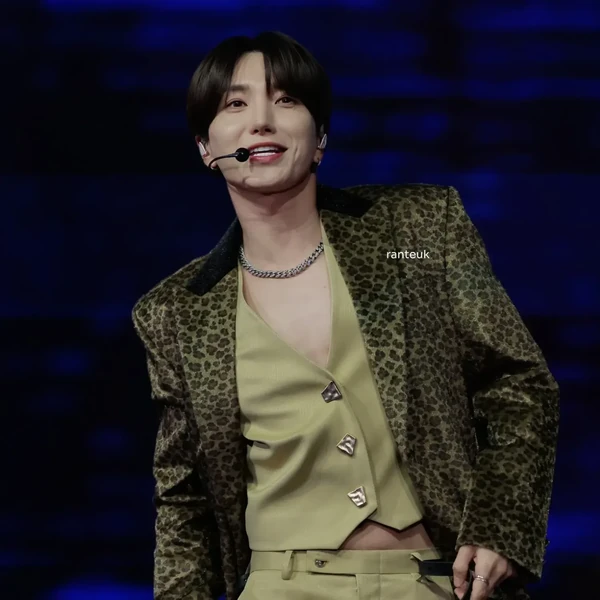 Today's Most Loved Leeteuk (Super Junior)