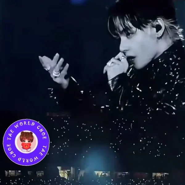 Foto Populer Penuh Cinta untuk V (BTS)
