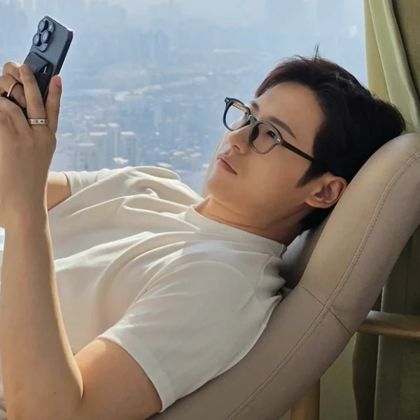 Top Photo Full of CNU (B1A4) Love