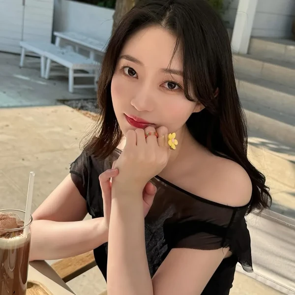 充满粉丝爱意的DREAMCATCHER人气照片