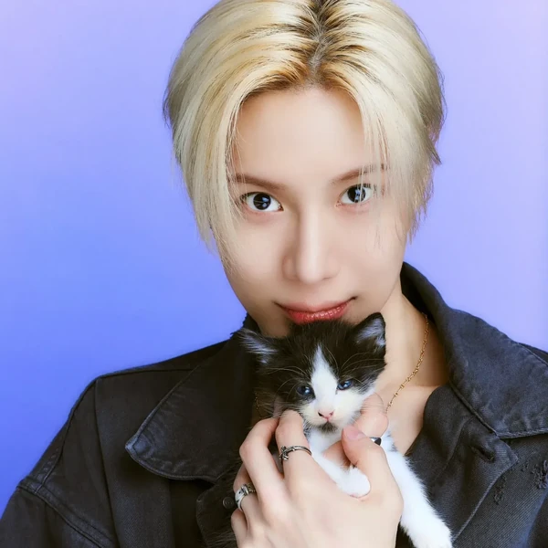 Signature photo of Taemin (SHINee) capturing their charm