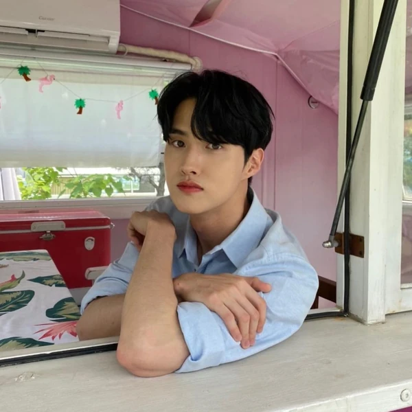 여원 (펜타곤) 팬심 가득한 인기 사진