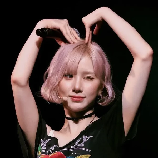 오늘 가장 사랑받은 VIVIZ의 모습