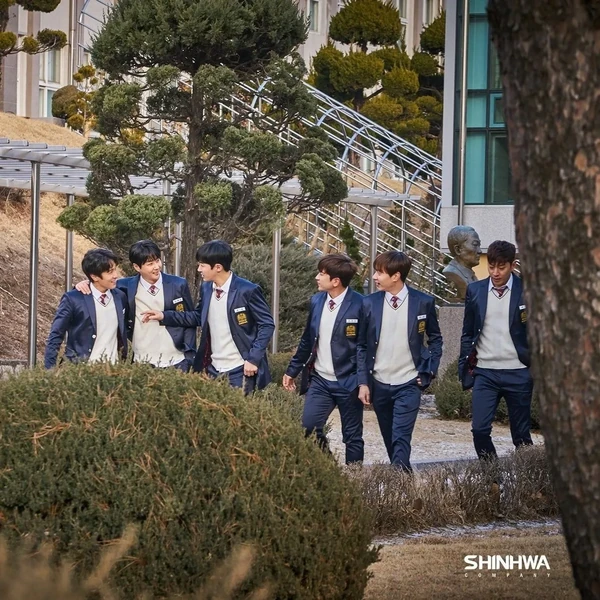 오늘 가장 사랑받은 신화의 모습