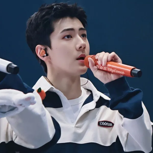 Foto Populer Penuh Cinta untuk Sehun (EXO)