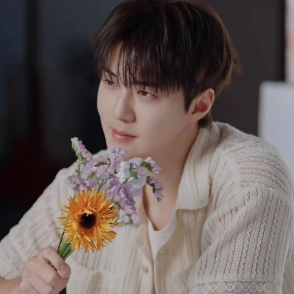 Foto Populer Penuh Cinta untuk Sehun (EXO)