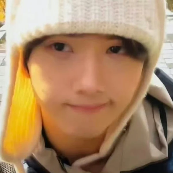 오늘 가장 사랑받은 지성 (NCT DREAM)의 모습