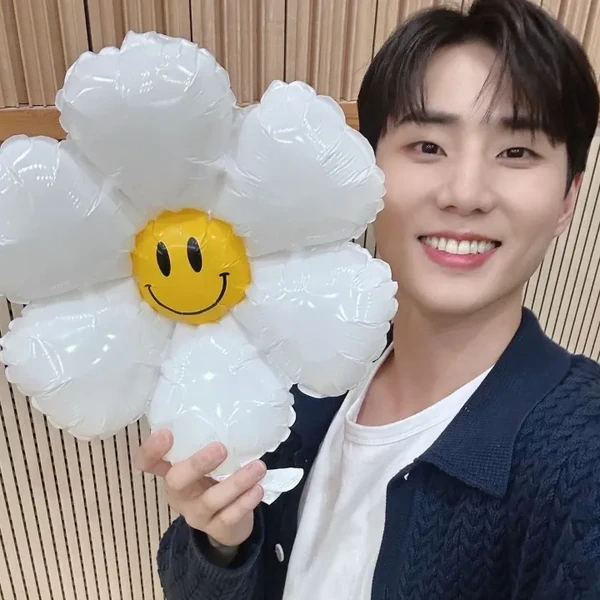 Top Photo Full of Young K (DAY6) Love