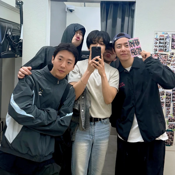 Penampilan Daehyun (B.A.P) yang Paling Dicintai Hari Ini