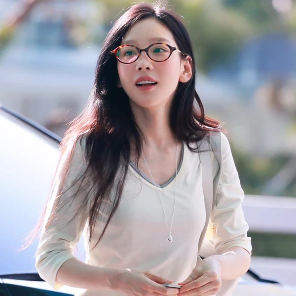 充滿粉絲愛意的太妍 (少女時代)人氣照片