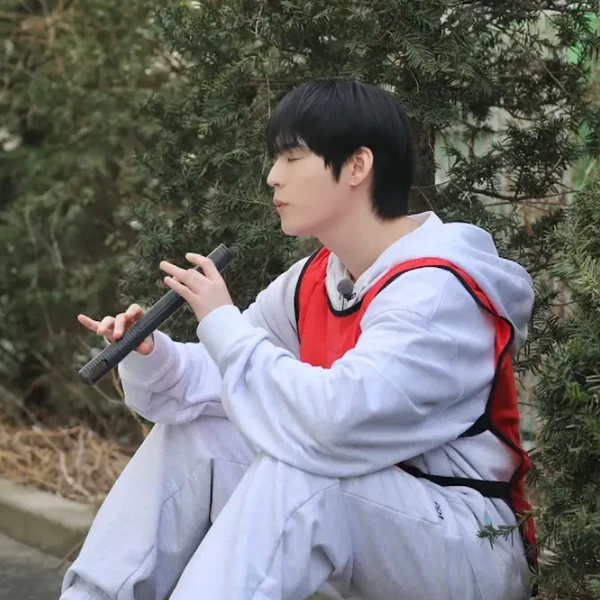 Today's Most Loved Hyojin (ONF)