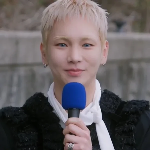 今天最受喜爱的Key (SHINee)