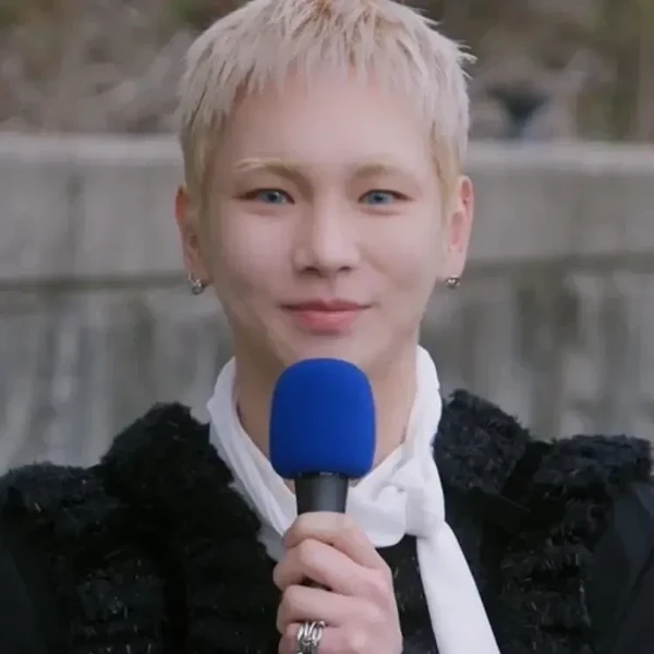 今天最受喜爱的Key (SHINee)