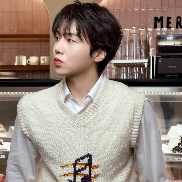 Today's Most Loved Jinho (PENTAGON)