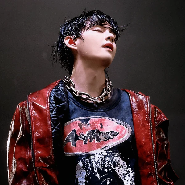 Penampilan V (BTS) yang Paling Dicintai Hari Ini