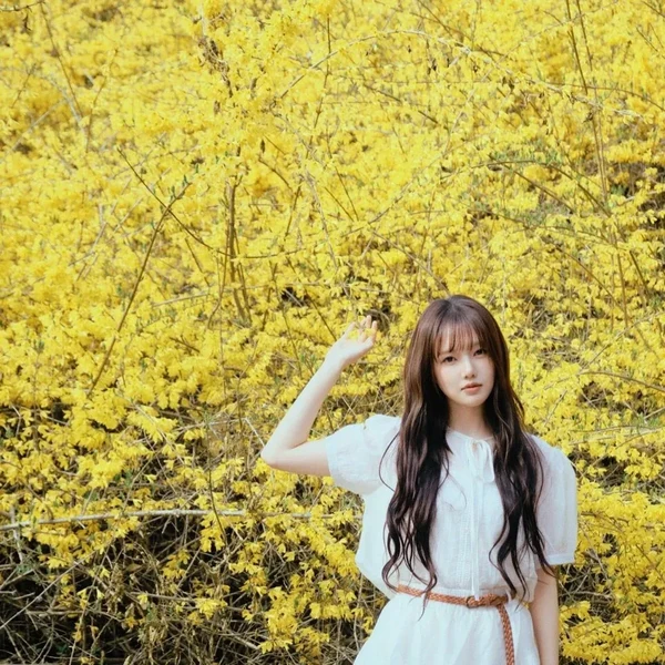 오늘 가장 사랑받은 예린 (여자친구)의 모습