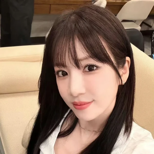 Momen Terbaik Park Chorong (Apink) Pilihan Penggemar