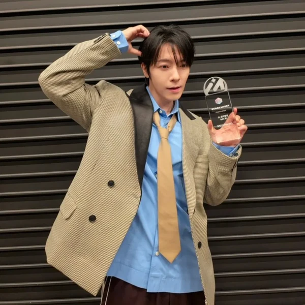 Today's Most Loved Donghae (Super Junior)