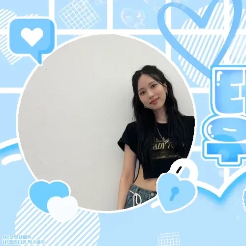 Foto Populer Penuh Cinta untuk Mina (TWICE)