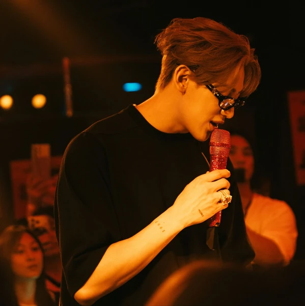 Today's Most Loved Bambam (GOT7)
