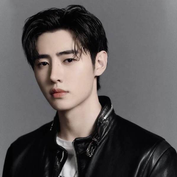 Penampilan Sunghoon (ENHYPEN) yang Paling Dicintai Hari Ini