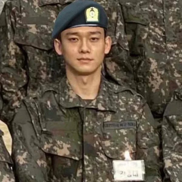 Today's Most Loved Chen (EXO)