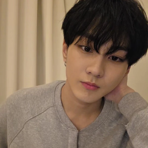 Today's Most Loved Jungwon (ENHYPEN)