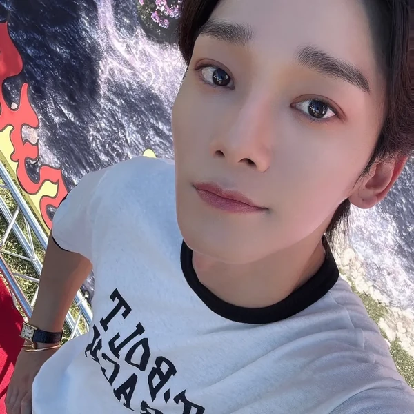 Momen Terbaik Chen (EXO) Pilihan Penggemar