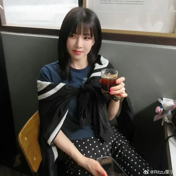 Today's Most Loved Park Chorong (Apink)