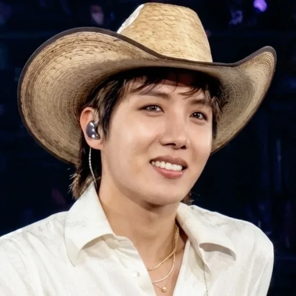 Foto Populer Penuh Cinta untuk j-hope (BTS)