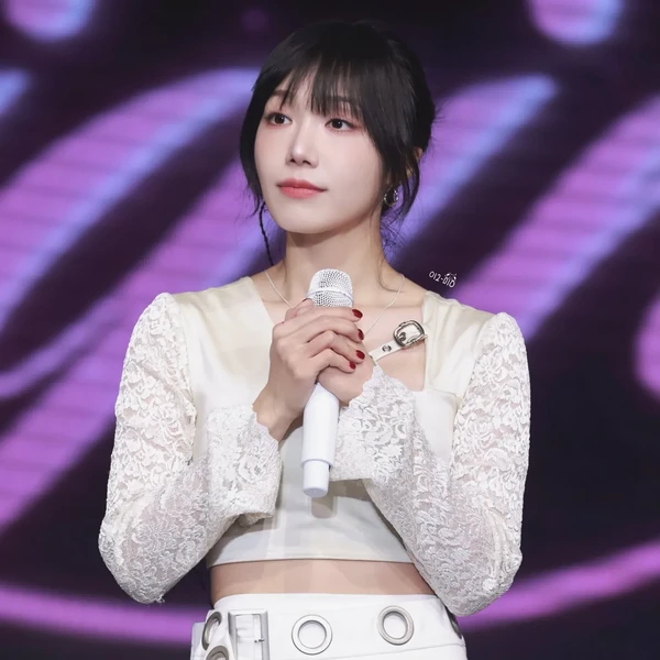Momen Terbaik Jeong Eunji (Apink) Pilihan Penggemar