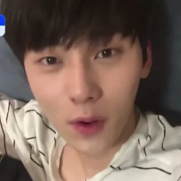 Momen Terbaik Hwang Minhyun Pilihan Penggemar