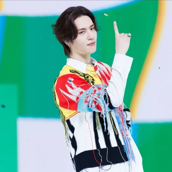 Foto Populer Penuh Cinta untuk Yugyeom (GOT7)