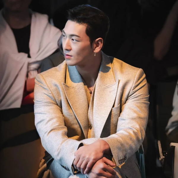 오늘 가장 사랑받은 백호의 모습