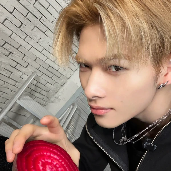 Shining profile picture of NI-KI (ENHYPEN) on today's Choeaedol