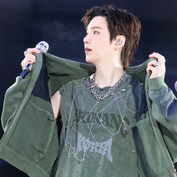Momen Terbaik SUGA (BTS) Pilihan Penggemar