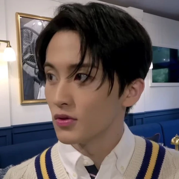 Top Photo Full of Mark Love