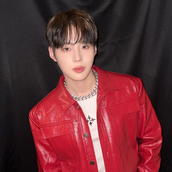 Today's Most Loved Ha Sungwoon