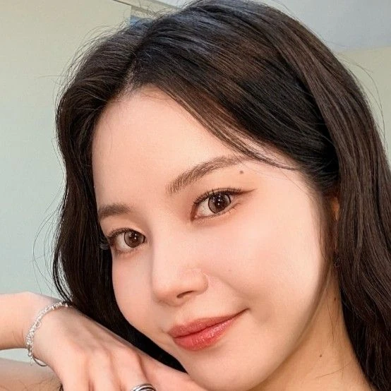 充满粉丝爱意的颂乐 (MAMAMOO)人气照片