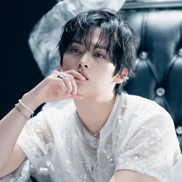 Fans' Pick: Best Moment of Lee Know (Stray Kids)