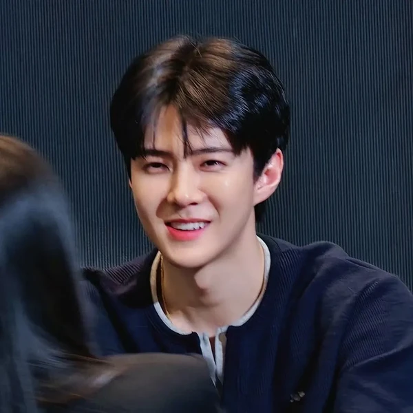 今日最も愛されたセフン (EXO)の姿