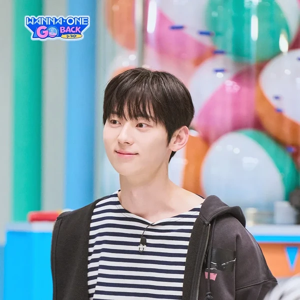 Today's Most Loved Hwang Minhyun