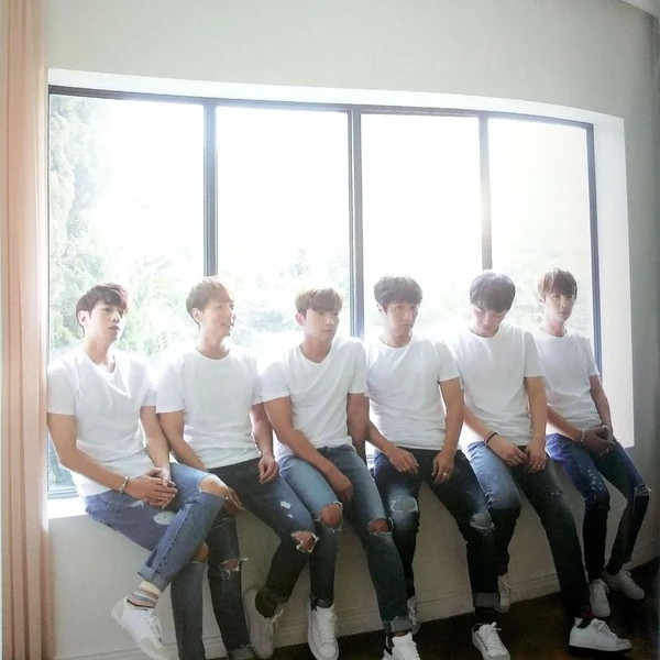 Top Photo Full of SHINHWA Love