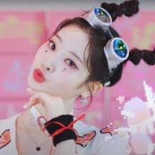 오늘 가장 사랑받은 다현 (TWICE)의 모습