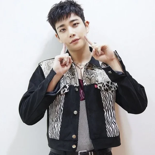 Top Photo Full of MJ (ASTRO) Love