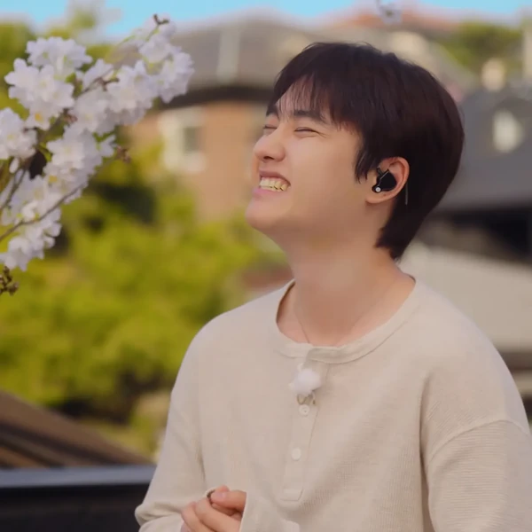 Momen Terbaik D.O. (EXO) Pilihan Penggemar