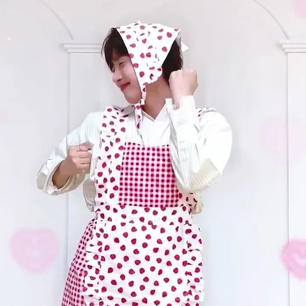 Penampilan Hui (PENTAGON) yang Paling Dicintai Hari Ini