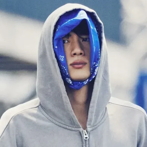 Foto Populer Penuh Cinta untuk Jin (BTS)